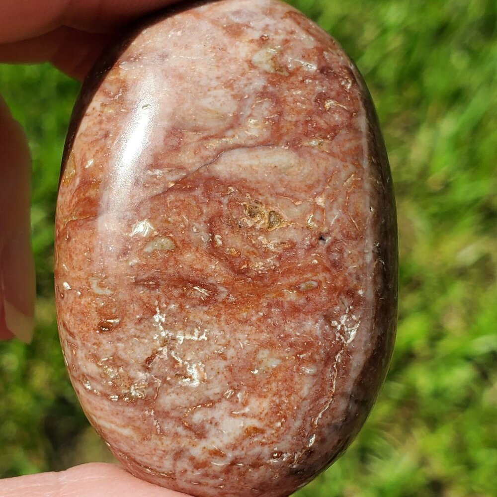 Rosita Jasper Palm Stone Pillow (E2)